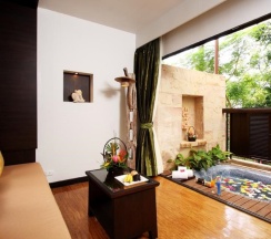 Двухместная вилла с видом на сад двуспальная кровать в Andaman Cannacia Resort & Spa