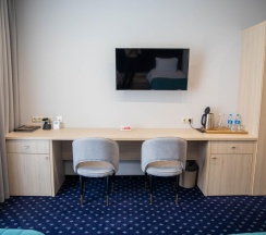 Номер стандарт улучшенный с 1 двуспальной кроватью в Хабаровск