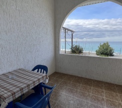 Трёхместный номер Standard с балконом и с видом на море в ДавЭль