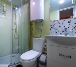 Loft Olives Апартаменты для 2 взрослых (2+1) двуспальная кровать и диван в Loft&Home Apartments