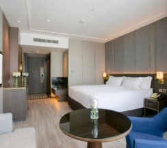 Двухместный номер клубный Superior двуспальная кровать в Centara Grand & Bangkok Convention Centre at CentralWorld