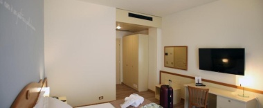 Двухместный номер Classic 2 отдельные кровати в Le Ginestre Family Wellness Hotel