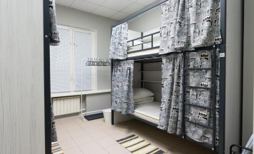 Кровать в 4-местном общем номере в Рус