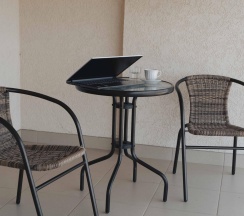 4-местный 2-комнатный номер люкс семейный в Ника