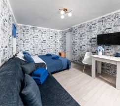 Четырехместный Стандартный номер с Балконом в гостевом доме SV на 3 этаже в Милка