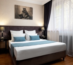 Двухместный Delux с балконом в Резиденция Булгакова