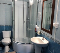 Номер стандарт с 3 односпальными кроватями (с пансионом) в Лукоморье