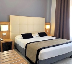 Двухместный номер Superior двуспальная кровать в Hotel Ariston