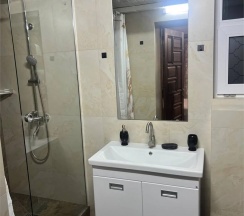 Двухкомнатный номер | лунный в Деревенька на роднике