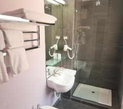 Одноместный номер Standard односпальная кровать в Hotel Leonardo Da Vinci