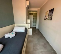 Четырёхместные апартаменты с террасой в El Coso Hotel