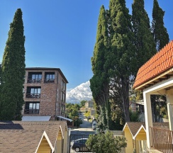 Стандартный семейный улучшенный четырёхместный номер в Жемчужина Абхазии