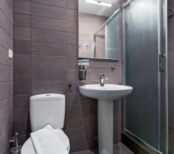 Комфорт для троих в Империи 48 этаж в Panorama city hotel