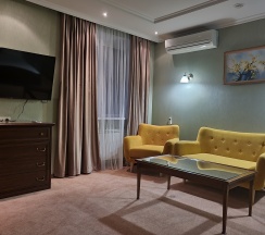 "Делюкс" двухместный с двумя раздельными кроватями в Brut hotel