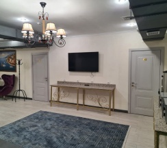 Кровать в общем номере без окна в Grand Erbil Hotel