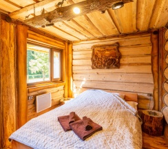 Еловая усадьба в Мазаная Горка