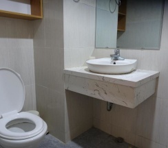 Апартаменты с 2 комнатами в Phong 1226 Chung cu