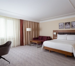 Полулюкс с кроватью размера "queen size" в Radisson Hotel Ulyanovsk