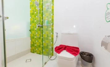 Двухместный номер с доступом в бассейн 2 отдельные кровати в The Frutta Boutique Patong Beach