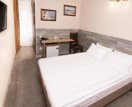 Номер стандарт с 1 двуспальной кроватью в Наутилус