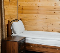 Трёхместный номер с тремя раздельными кроватями в Пик Архыза