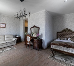 Семейный в Петровская