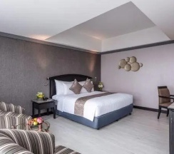 Двухместный полулюкс Space Zone двуспальная кровать в Baiyoke Sky Hotel