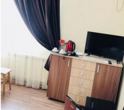 Номер стандарт с 1 односпальной и 1 двуспальной кроватью в Kristi