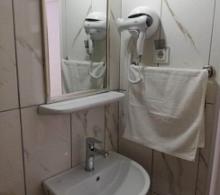 Четырёхместный номер Standard в Cagan Hotel