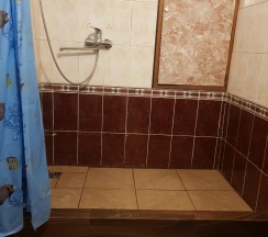 Четырехместный номер с 1 двуспальной или 2 односпальными кроватями с видом на море в Морская звезда