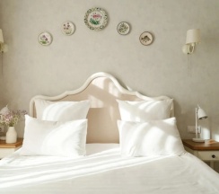 Двухместный номер Provence Standard №50 c 1 комнатой с красивым видом из окна двуспальная кровать в Лель