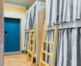 8-местный мужской №505 в Друзья Лайт