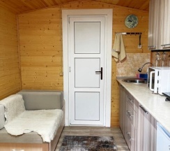 Трехместный гостевой домик "Романтика" 25 кв. м. в Архыз шале хаус