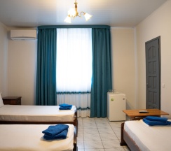 Трехместный стандарт в Акрополь