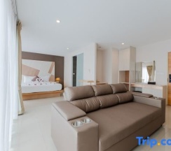 Люкс в La Vista Patong Hotel