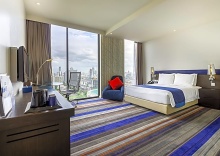 Номер Superior в Holiday Inn Express Bangkok Siam, an IHG Hotel