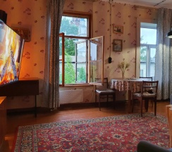 Апартаменты Luxury в Квартира в старинном особняке Воскресенская - памятник провинциального классицизма
