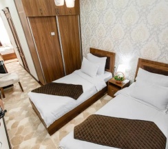 Четырёхместный номер Standard в Diyor Gold Hotel