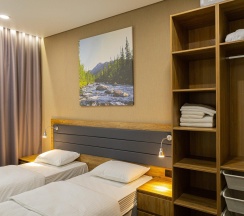 3-комнатные апартаменты улучшенные проспект Ленина 8 в Кольский