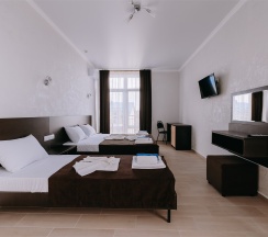 Улучшенный люкс с видом на море (изолированные комнаты) в Космос