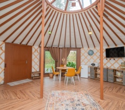Юрта Лада в Папоротник