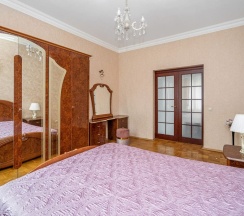 Апартаменты с балконом и с красивым видом из окна в Апартаменты V&M в историческом центре