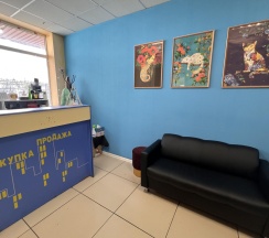 Кровать в 8-местном общем мужском номере (без окна) в Сити-В