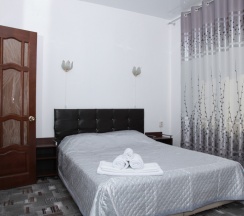 Четырёхместный номер Standard с балконом в Oniks