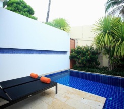Pool вилла в La Flora Resort Patong