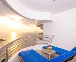 Двухместный номер Grand с видом на море 2 отдельные кровати в Royal Cliff Beach Hotel Pattaya