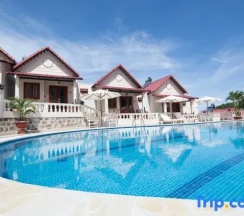 Бунгало Deluxe с балконом в Hong Bin Bungalow Resort