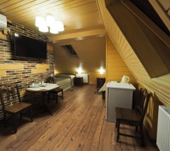 3-местный номер стандарт семейный (мансарда) в Дилижанс