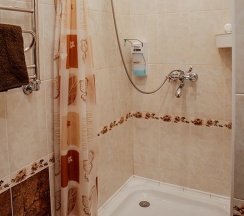 Эконом номер (окнами во двор) в Brothershotel.ru