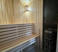 Уважаемые гости! Хотите отдохнуть семьей, компанией или поработать в тихой обстановке на свежем воздухе с видом на горы и лес? в Гостевой дом